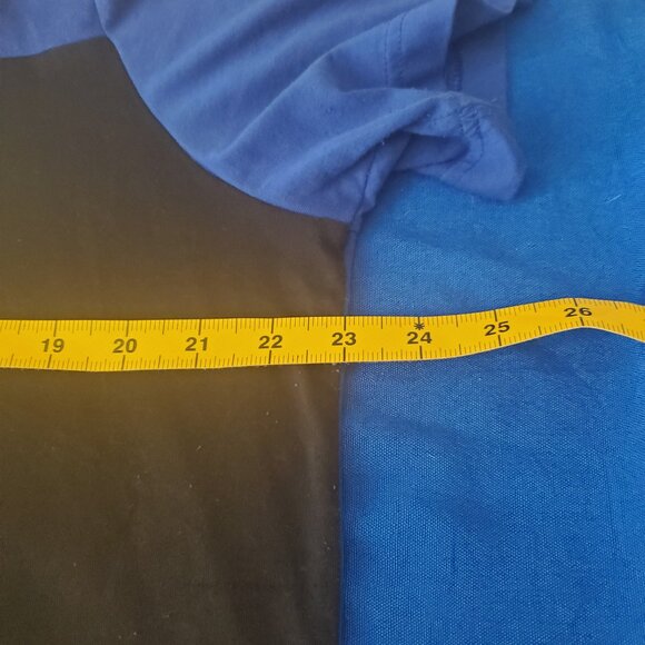 Reebok Blue & Black color block XL shirt - Picture 6 of 6